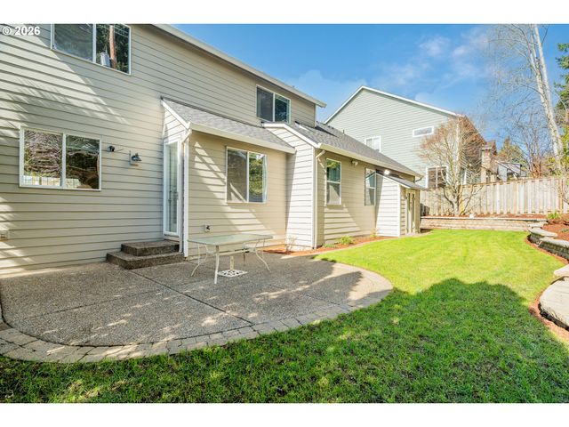 158 Sw 105TH Ter, Portland, OR 97225