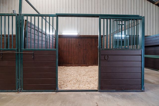 5500 Farm to Market 195, Paris, TX 75462