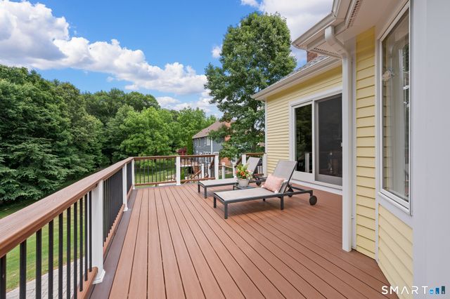 111 Bluff Point Road, Glastonbury, CT 06073