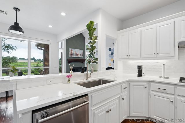 14305 Middleberry, Edmond, OK 73013