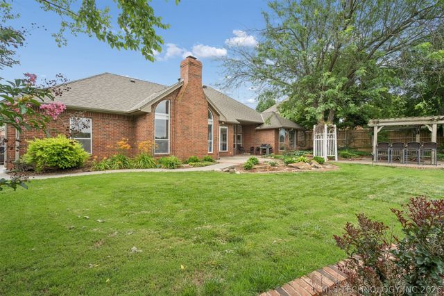 14305 Middleberry, Edmond, OK 73013