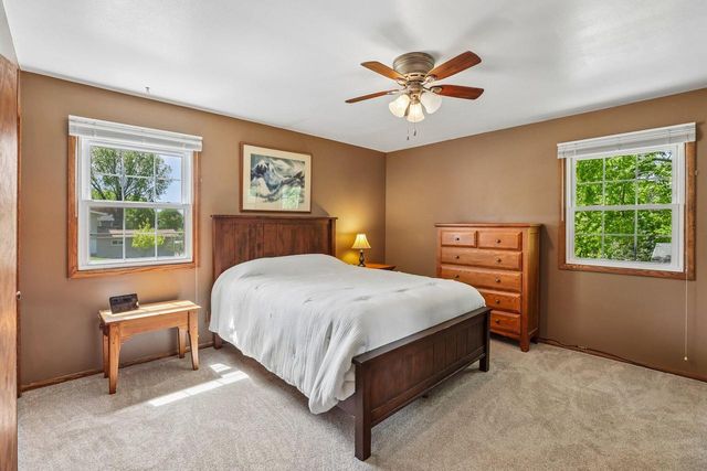 407 N Midway AVENUE, Jefferson, WI 53549