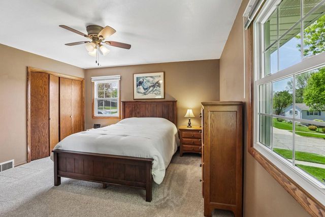 407 N Midway AVENUE, Jefferson, WI 53549