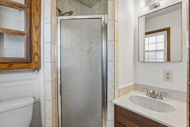 407 N Midway AVENUE, Jefferson, WI 53549