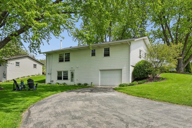 407 N Midway AVENUE, Jefferson, WI 53549