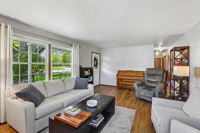 407 N Midway AVENUE, Jefferson, WI 53549