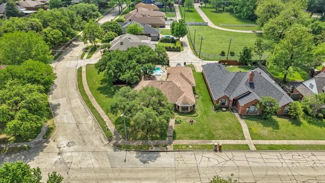 3718 Thornhill Way, Rowlett, TX 75088