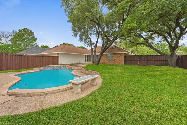 3718 Thornhill Way, Rowlett, TX 75088