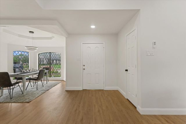 3718 Thornhill Way, Rowlett, TX 75088