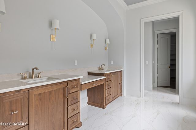 105 Reservoir Road, Broussard, LA 70518