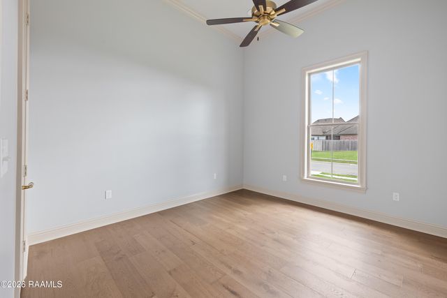 105 Reservoir Road, Broussard, LA 70518