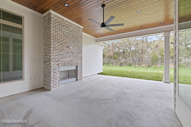 105 Reservoir Road, Broussard, LA 70518