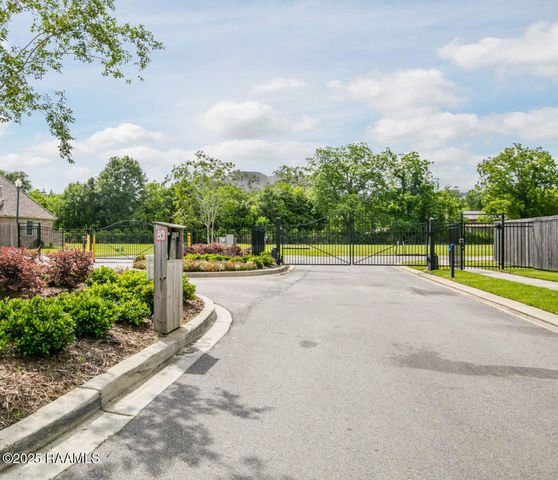 105 Reservoir Road, Broussard, LA 70518