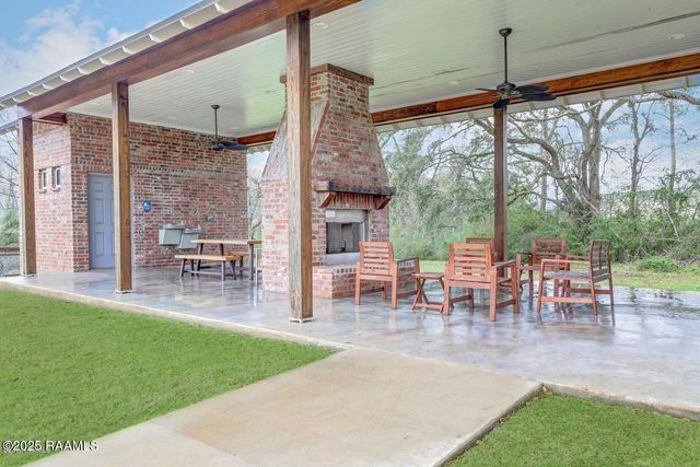 105 Reservoir Road, Broussard, LA 70518