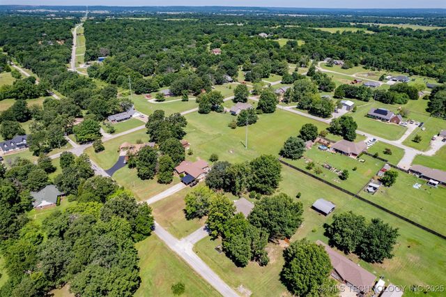 1819 Oak Knoll Drive, Sperry, OK 74073
