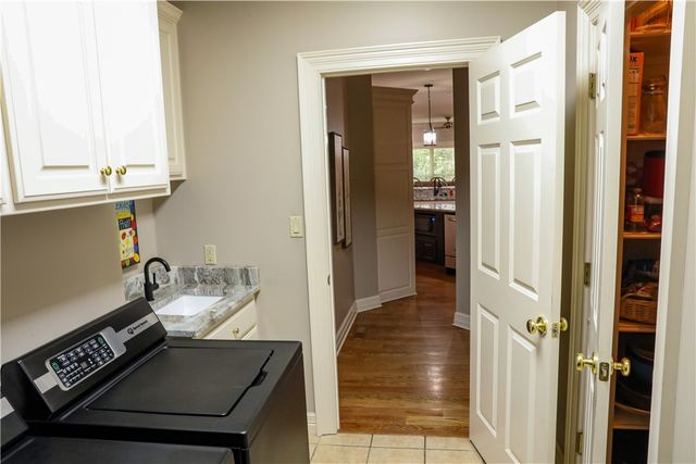 513 Autumnwood, Russellville, AR 72802