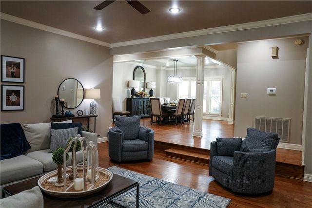 513 Autumnwood, Russellville, AR 72802