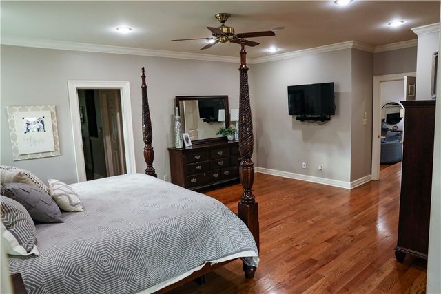 513 Autumnwood, Russellville, AR 72802