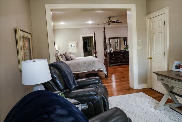 513 Autumnwood, Russellville, AR 72802