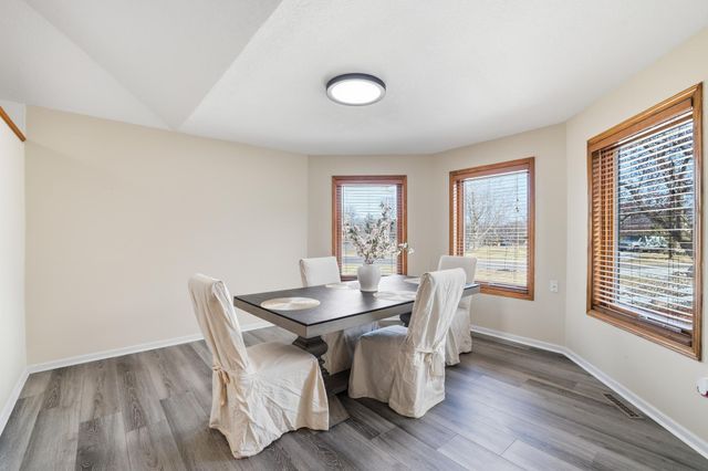 9851 Gillard Avenue NE, Monticello, MN 55362