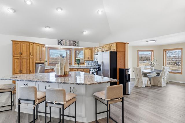 9851 Gillard Avenue NE, Monticello, MN 55362