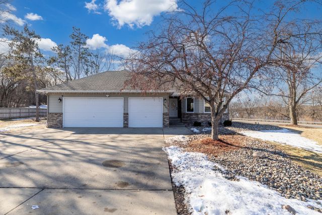 9851 Gillard Avenue NE, Monticello, MN 55362