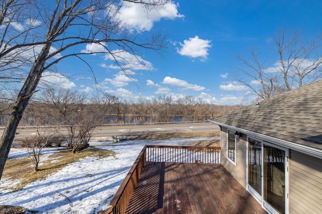 9851 Gillard Avenue NE, Monticello, MN 55362