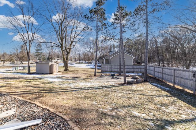 9851 Gillard Avenue NE, Monticello, MN 55362