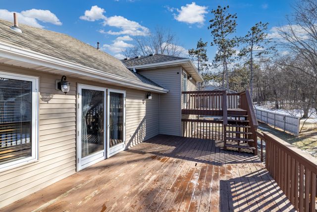 9851 Gillard Avenue NE, Monticello, MN 55362