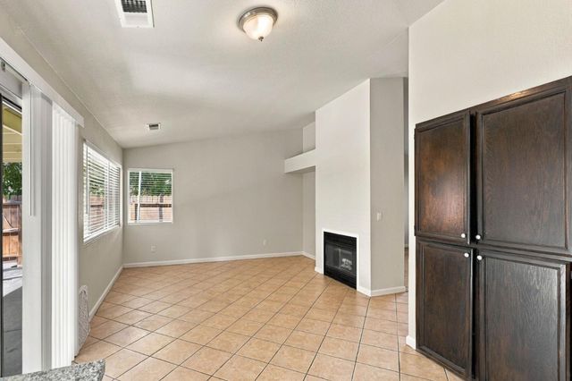 2113 Shelby Creek Court, Stockton, CA 95206