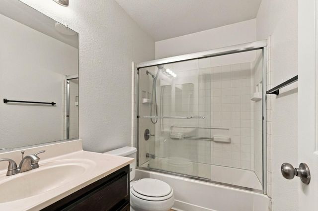 2113 Shelby Creek Court, Stockton, CA 95206