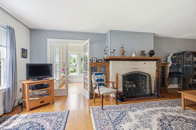 822 Glenwood Ave, Syracuse, NY 13207