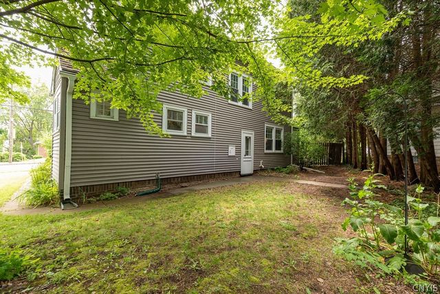 822 Glenwood Ave, Syracuse, NY 13207