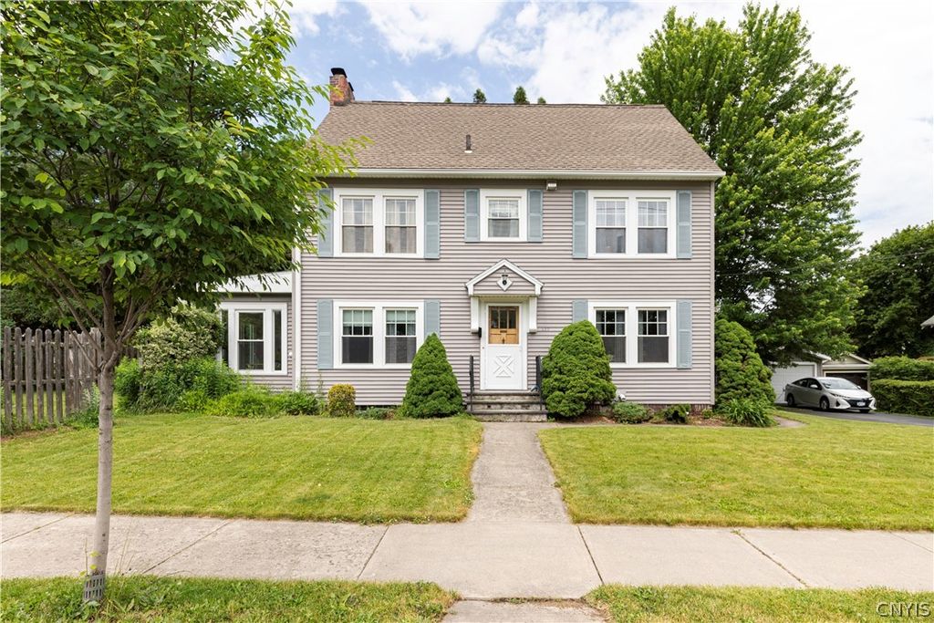 822 Glenwood Ave, Syracuse, NY 13207