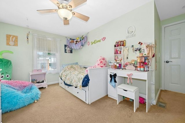 47 Brook St 47, Webster, MA 01570
