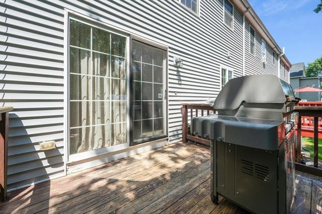 47 Brook St 47, Webster, MA 01570