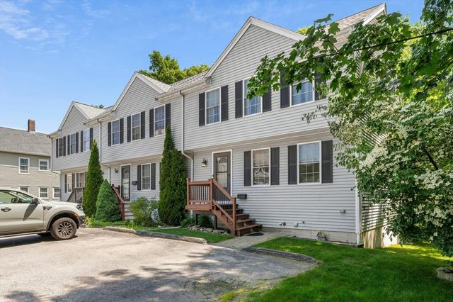 47 Brook St 47, Webster, MA 01570