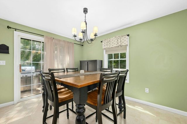 47 Brook St 47, Webster, MA 01570