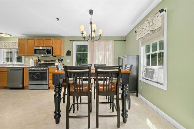 47 Brook St 47, Webster, MA 01570