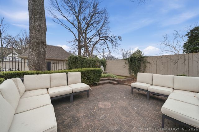 2441 E 31st Street, Tulsa, OK 74105