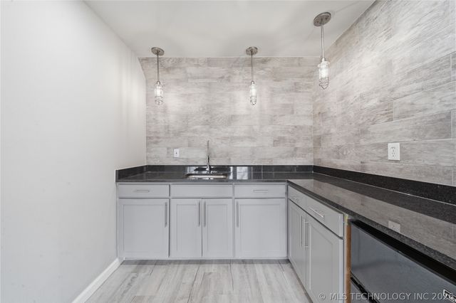 2441 E 31st Street, Tulsa, OK 74105