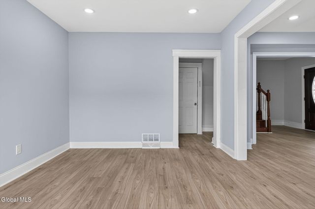 2325 12th Avenue, Colonie, NY 12189