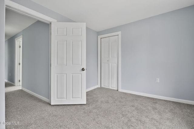 2325 12th Avenue, Colonie, NY 12189