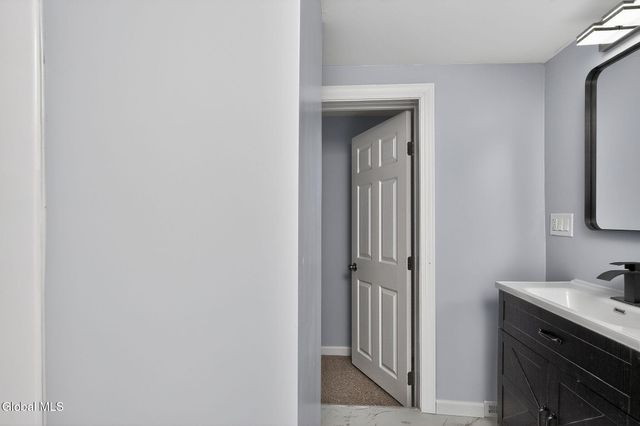 2325 12th Avenue, Colonie, NY 12189