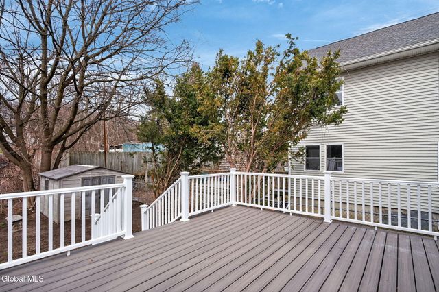 2325 12th Avenue, Colonie, NY 12189