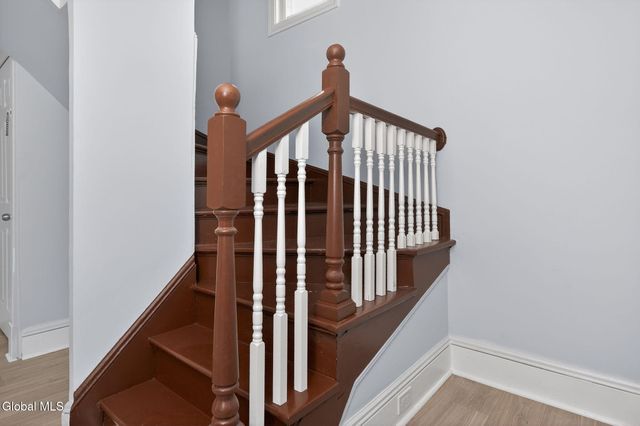 2325 12th Avenue, Colonie, NY 12189