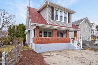 2325 12th Avenue, Colonie, NY 12189