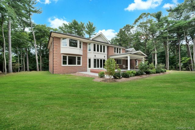 730 Remsens Lane, Muttontown, NY 11771
