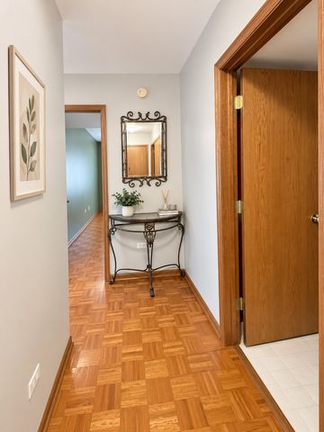 6401 W Berteau Avenue 515, Chicago, IL 60634