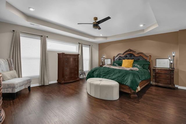 8427 Chesapeake Way NW, Pickerington, OH 43147